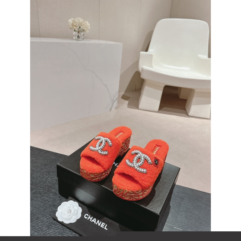Ch*el slippers